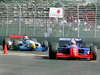 Mark Leading Alex